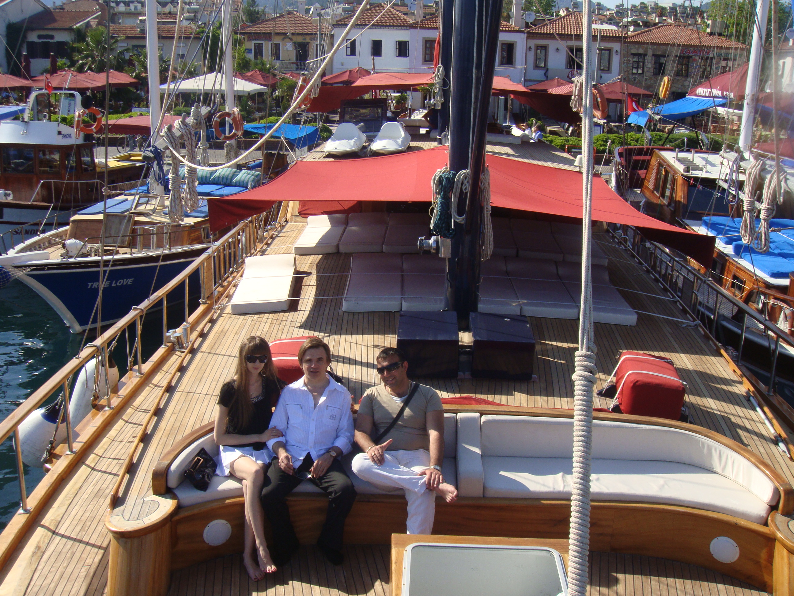 Северное сияние над горами